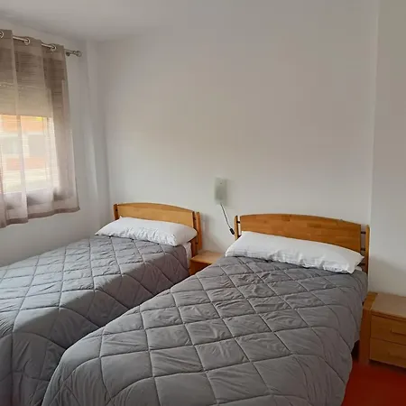 Casa En Con Vistas En Zona El Serrallo Séjour chez l'habitant *