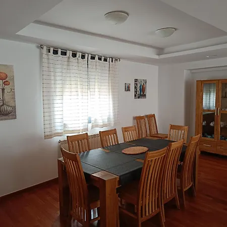 Casa En Con Vistas En Zona El Serrallo Pansiyon *